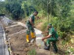 Siap Cegah Potensi Longsor, Satgas TMMD Ke-128 Tuntaskan Pembangunan TPT di Desa Brabe
