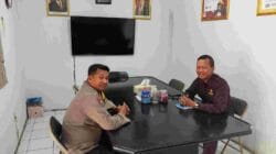Bhabinkamtibmas Desa Bitung Jaya Sambang Warga, Pererat Silaturahmi dan Jaga Kamtibmas