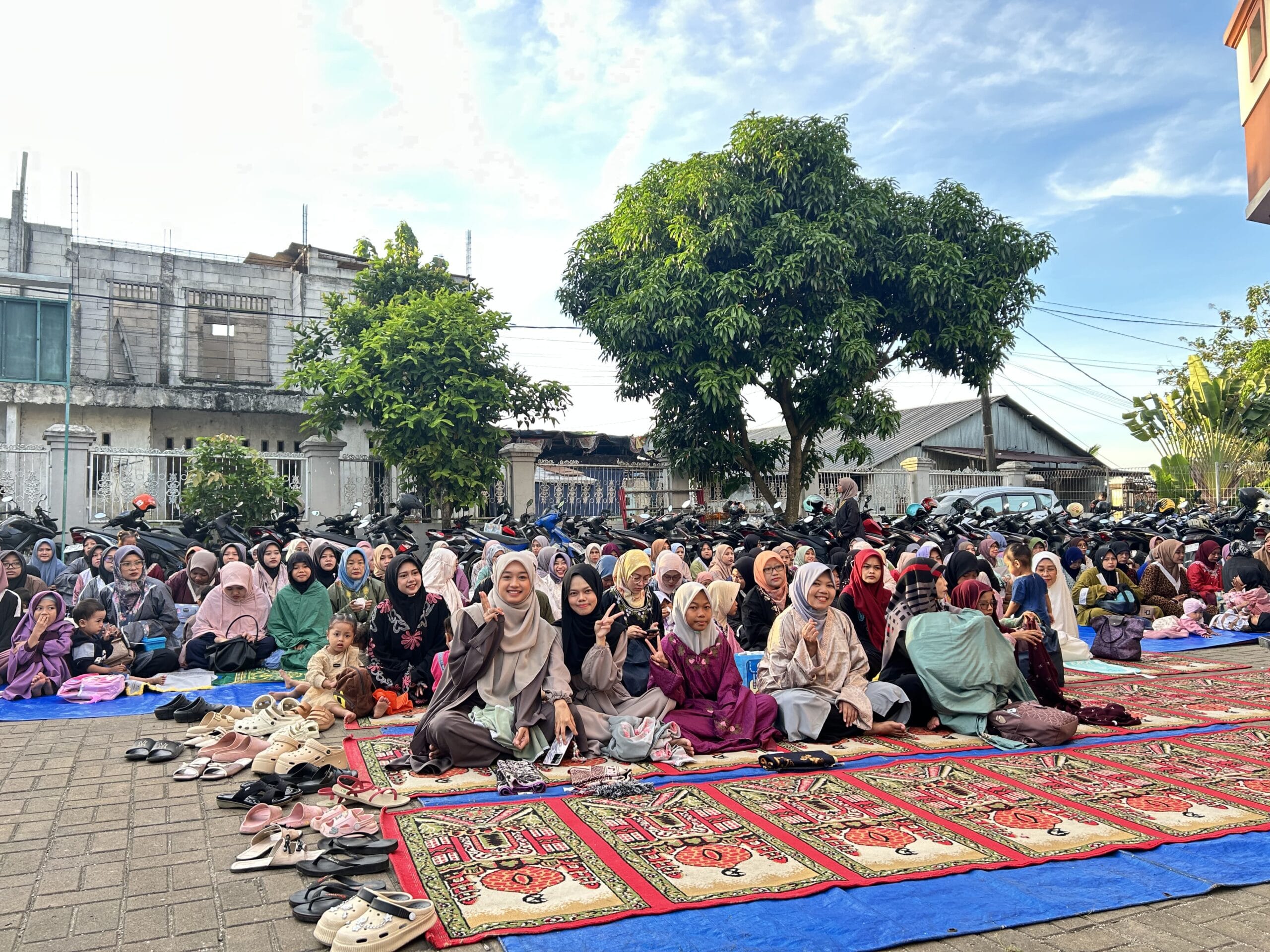 LDII Kecamatan Cikupa Ajak Warga Tingkatkan Keikhlasan Berkurban dan Semangat Berbagi LDII Kecamatan Cikupa Ajak Warga Tingkatkan Keikhlasan Berkurban dan Semangat Berbagi