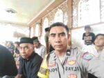 Bhabinkamtibmas Kelurahan Sukamulya Laksanakan Jumat Keliling dan Sampaikan Pesan Kamtibmas