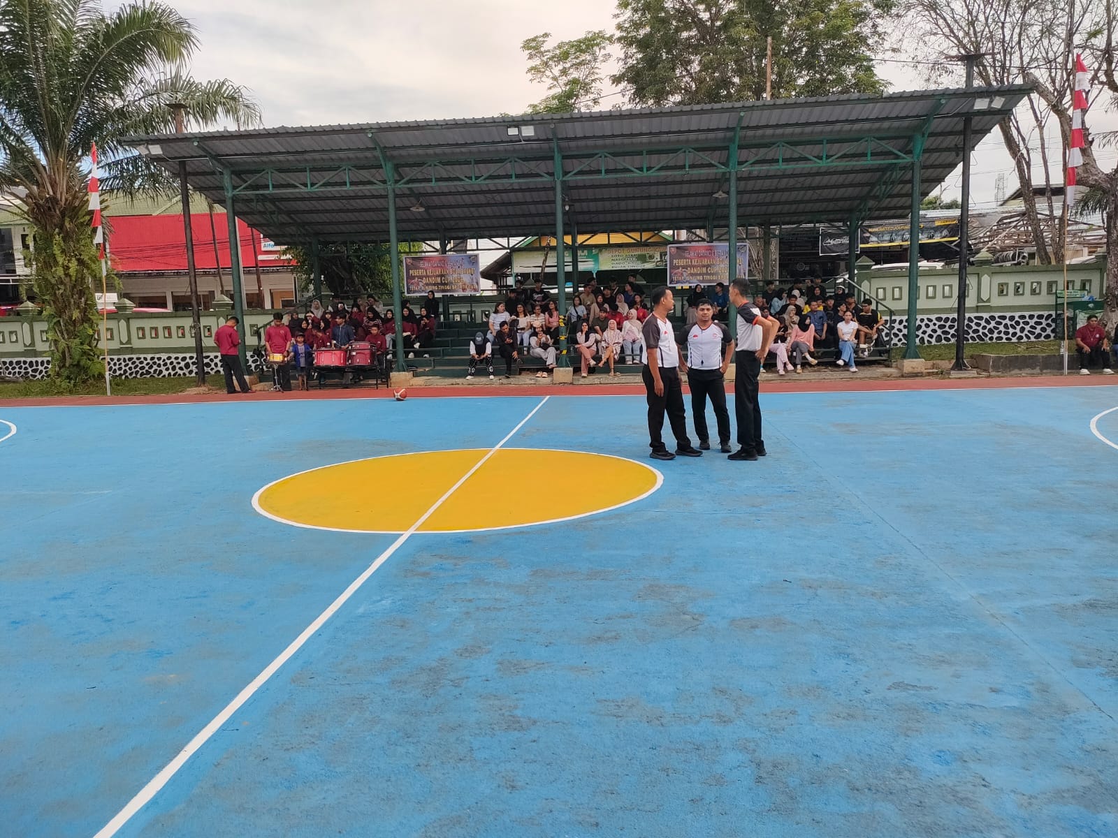 PERTANDINGAN BOLA BASKET DANDIM CUP MULAI DIPERTANDINGKAN DALAM RANGKAIAN TMMD KE-128 KODIM 0908/BONTANG