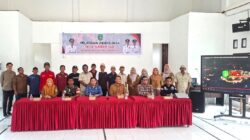 Wujud Sinergi TNI Dengan Pemerintah Desa Kuatkan Pembangunan Wilayah, Babinsa Hadiri Pelatihan Indeks Desa