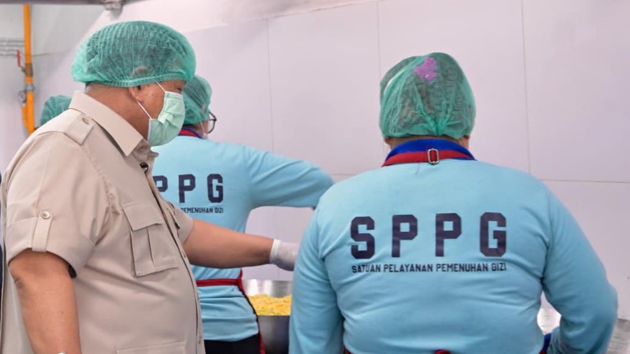 Presiden Prabowo Tinjau SPPG Palmerah, Pastikan Program Gizi Berjalan dari Hulu ke Hilir