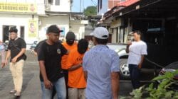 Polresta Sorong Kota Ringkus Dua Pelaku Pembunuhan di Kampung Baru Setelah Sebulan Bersembunyi di Hutan