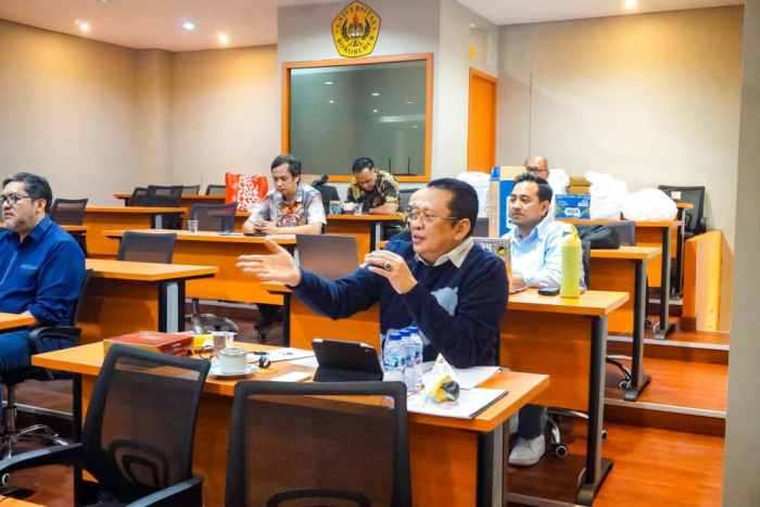 Beri Kuliah Program Doktor Ilmu Hukum, Bamsoet Tegaskan KUHP Baru Hadirkan Keadilan yang Lebih Substantif dan Berkepastian Hukum