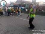 Personel Polsek Cikupa Laksanakan Pengaturan Lalu Lintas Pagi, Wujudkan Kamseltibcar di Jam Sibuk