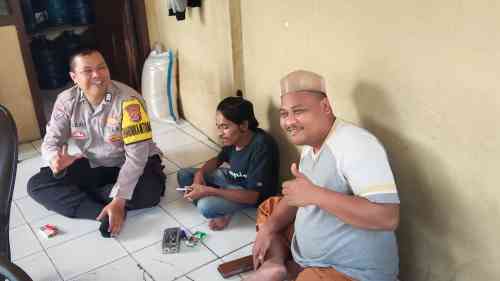Program Kapolda Banten Poliran, Bhabinkamtibmas Desa Bojong Berikan Motivasi kepada Warga Pengangguran