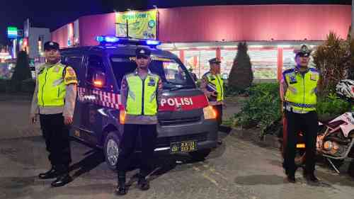 Ops Cipkon KRYD Polsek Cikupa Intensifkan Patroli Malam, Antisipasi Gangguan Kamtibmas di Kawasan Citra Raya Ops Cipkon KRYD Polsek Cikupa Intensifkan Patroli Malam, Antisipasi Gangguan Kamtibmas di Kawasan Citra Raya