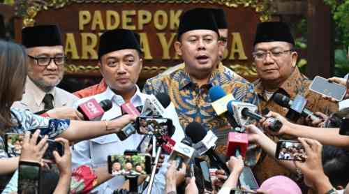 DPR Apresiasi Perbaikan Layanan Haji di Era Presiden Prabowo, Antrean Berhasil Ditekan hingga 26 Tahun DPR Apresiasi Perbaikan Layanan Haji di Era Presiden Prabowo, Antrean Berhasil Ditekan hingga 26 Tahun