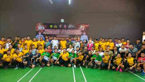 Melalui Turnamen Badminton Kapolresta Tangerang Cup, Polresta Tangerang Pererat Sinergitas dan Kebersamaan di Hari Bhayangkara ke-80 Melalui Turnamen Badminton Kapolresta Tangerang Cup, Polresta Tangerang Pererat Sinergitas dan Kebersamaan di Hari Bhayangkara ke-80