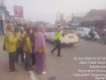 AIPTU Sapudin Laksanakan Pengaturan Lalu Lintas Pagi, Wujudkan Kamseltibcar Lantas di Jalur Columbus Cikupa