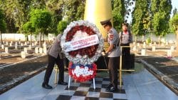 Peringati Hari Bhayangkara ke-80, Polres Probolinggo Kota Gelar Ziarah dan Tabur Bunga di TMP