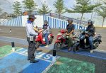 Awalnya Mau Menghindar, Warga Tuban Malah Mendekat ke Polantas Tuban Urus SIM dan STNK