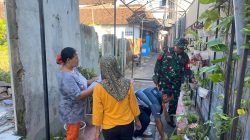 Wujudukan Lingkungan Asri, Kopka Sarifudin Bersama Warga Kepanjenkidul Gelar Kerja Bakti Bersama