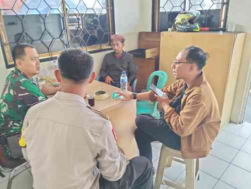 Sambang ke RS Metro Hospital, Bhabinkamtibmas Sukamulya Perkuat Sinergi Keamanan dengan Petugas Security