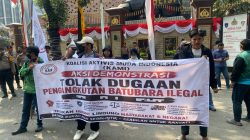 Massa Aksi Soroti Dugaan Batu Bara Ilegal, Polisi Kawal Ketat Aksi di Trunojoyo
