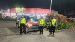 Iptu Mahdi Pimpin Patroli KRYD Polsek Cikupa, Antisipasi Gangguan Kamtibmas pada Malam Hari Iptu Mahdi Pimpin Patroli KRYD Polsek Cikupa, Antisipasi Gangguan Kamtibmas pada Malam Hari