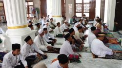 Jumling di Sukadiri, Kapolresta Tangerang Ajak Warga Jadi Penangkal Hoaks Kebakaran TPA Jatiwaringin Jumling di Sukadiri, Kapolresta Tangerang Ajak Warga Jadi Penangkal Hoaks Kebakaran TPA Jatiwaringin