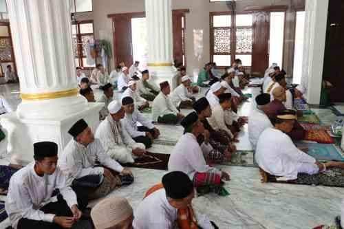 Jumling di Sukadiri, Kapolresta Tangerang Ajak Warga Jadi Penangkal Hoaks Kebakaran TPA Jatiwaringin