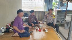 Bhabinkamtibmas Kelurahan Sukamulya Sambangi Tokoh Masyarakat, Perkuat Sinergi Jaga Kamtibmas