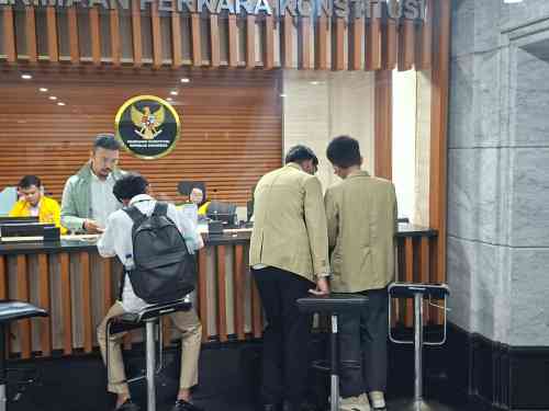 Amicus Curiae Diserahkan ke MK, Mahasiswa UGM Dukung Gugatan APBN 2026 Amicus Curiae Diserahkan ke MK, Mahasiswa UGM Dukung Gugatan APBN 2026