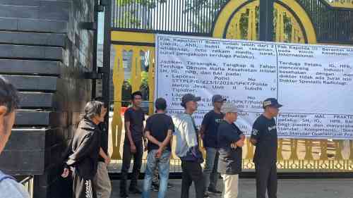Demo di Polda Metro Jaya, Aliansi Masyarakat Hukum Kesehatan Tagih Kepastian Hukum Demo di Polda Metro Jaya, Aliansi Masyarakat Hukum Kesehatan Tagih Kepastian Hukum