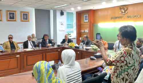 Kasus Ijazah Jokowi Bergulir, Tim Advokasi Minta KY Kawal Jalannya Persidangan Kasus Ijazah Jokowi Bergulir, Tim Advokasi Minta KY Kawal Jalannya Persidangan