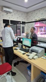 Polantas Tuban Edukasi Keselamatan Sekaligus Layani Konsultasi SIM, STNK dan BPKB