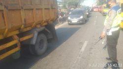 AIPTU Asep Kusheri Laksanakan PECAK Sore Hari, Wujudkan Kamseltibcar Lantas di Jalan Raya Serang Cikupa
