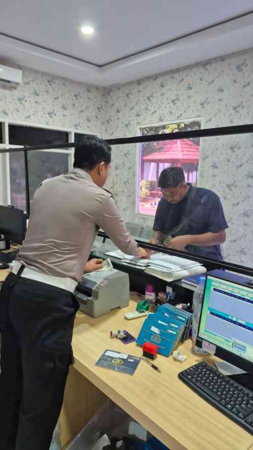 Pelayanan Polantas Tuban Makin Dekat, Konsultasi SIM, STNK, dan BPKB Jadi Andalan Warga Tuban
