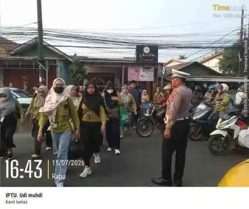 Personel Lantas Polsek Cikupa Laksanakan PECAK Sore Hari, Wujudkan Arus Lalu Lintas Aman dan Lancar