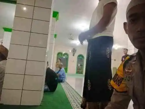 Bhabinkamtibmas Polsek Cikupa Laksanakan Subuh Keliling di Masjid At Taqwa, Pererat Silaturahmi dengan Jamaah