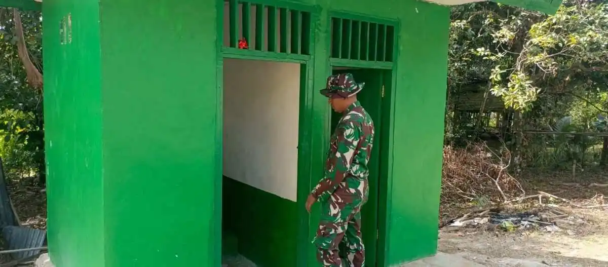 TMMD Ke-129 Kodim 1807/Sorsel Rampungkan Rehab 5 Unit MCK, Tingkatkan Kualitas Sanitasi Warga Kampung Sesor