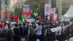 Sekitar 2.000 Peserta Ikuti Aksi Bela Palestina di Monas, Serukan Solidaritas untuk Gaza