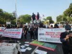 Warga Kwini 8 Bertahan di Monas, Desak Kepastian Hukum Sengketa Tanah Jelang Rencana Penggusuran
