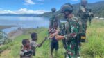 Senyum Anak-Anak Obano Mengembang Saat Satgas Yonif 2 Marinir Hadir Membawa Kasih