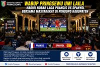 Wabup Pringsewu Umi Laila Hadiri Nobar Laga Prancis vs Spanyol Bersama Masyarakat di Pendopo Kabupaten