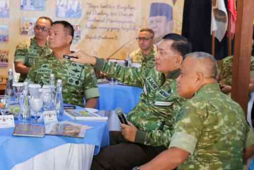 Wapang TNI dan Menhan RI Tinjau Yon TP di Jawa Timur, Pastikan Kesiapan Operasional Satuan Wapang TNI dan Menhan RI Tinjau Yon TP di Jawa Timur, Pastikan Kesiapan Operasional Satuan