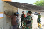 Pastikan Seluruh Sasaran Rampung Tepat Waktu, Dansatgas TMMD ke-129 Kodim 1505/Tidore Awasi Langsung Progres Pembangunan