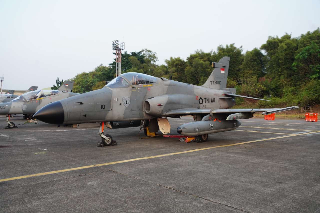 Panglima TNI Tinjau Kesiapan Alutsista Demo Udara HUT Ke-81 RI Panglima TNI Tinjau Kesiapan Alutsista Demo Udara HUT Ke-81 RI