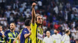 Keributan Usai Selebrasi Guendouzi di Lyon Keributan Usai Selebrasi Guendouzi di Lyon