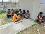 Bhabinkamtibmas Polsek Cikupa Ajak Warga Produktif Lewat Program Poliran di Desa Sukanagara