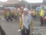 Personel Lantas Polsek Cikupa Aktif Atur Arus Lalu Lintas Sore di Pertigaan Columbus PT Cingluh