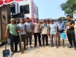 Bhabinkamtibmas Polsek Cikupa Bersama Warga dan Linmas Gelar Kerja Bakti di Desa Bitung Jaya