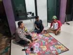 Aiptu Tri Iskandar Sambangi Pos Siskamling Bitung Jaya, Ajak Warga Jaga Keamanan Bersama