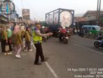 Polsek Cikupa Gelar PECAK Pagi di Pertigaan Columbus, Arus Lalu Lintas Ramai Lancar