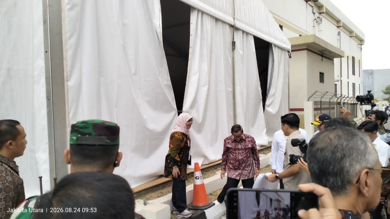 Gubernur DKJ Pramono Anung Naik LRT dari Pegangsaan Dua, Pastikan Kesiapan Rute Menuju Manggarai Gubernur DKJ Pramono Anung Naik LRT dari Pegangsaan Dua, Pastikan Kesiapan Rute Menuju Manggarai