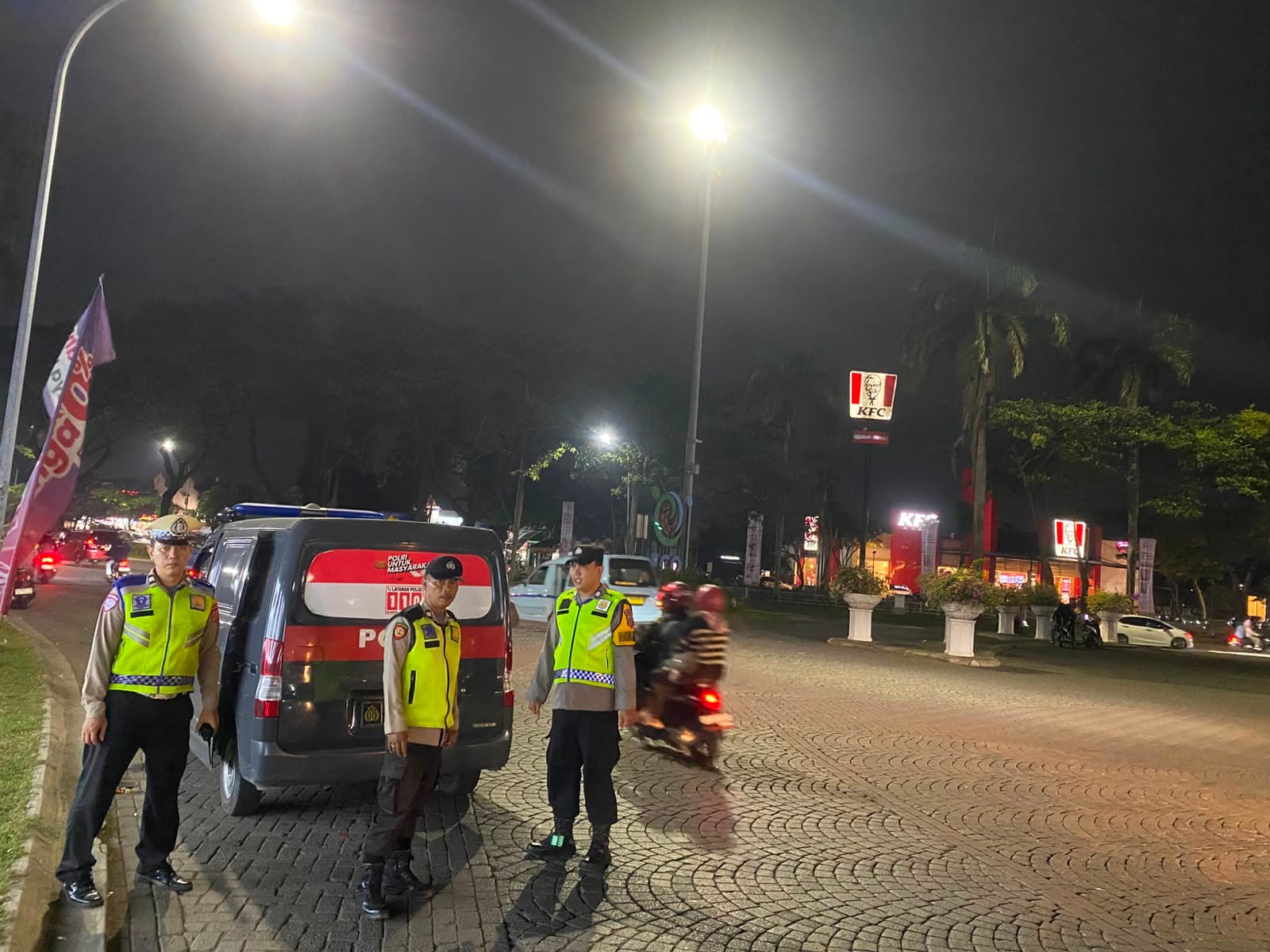 Polsek Cikupa Gelar Ops Cipkon KRYD, Kanit Samapta Pimpin Patroli Mobile di Citra Raya