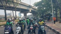 Sekitar 100 Ojol Jakarta Utara Bergerak ke Polda Metro Jaya untuk Ikuti Apel Sekitar 100 Ojol Jakarta Utara Bergerak ke Polda Metro Jaya untuk Ikuti Apel