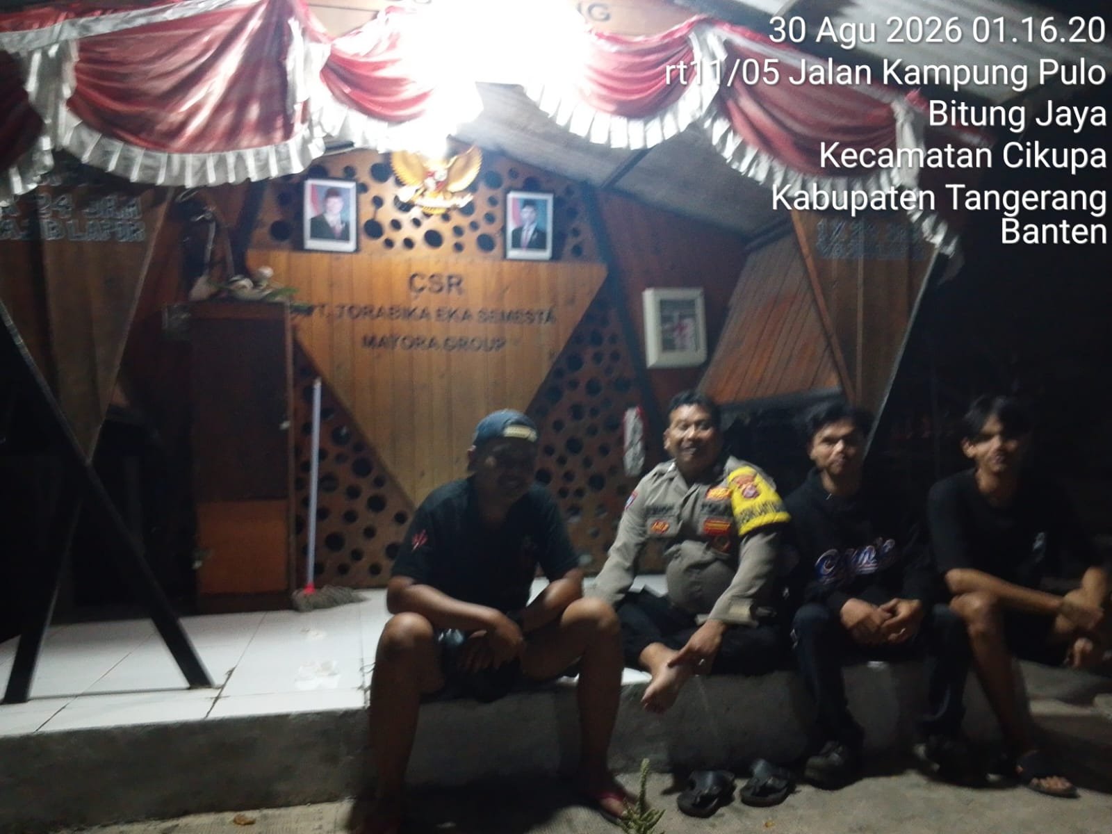Aiptu Tri Iskandar Sambangi Pos Siskamling, Ajak Warga Bersama Jaga Keamanan Lingkungan